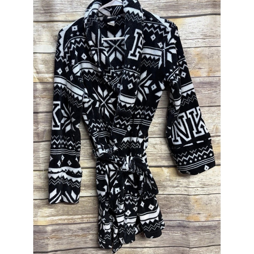 Victoria's Secret PINK Black White Fair Isle Snowflake Short Plush Robe‎ XS/S